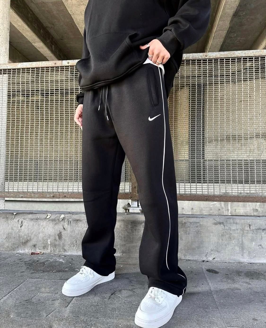 BAGGY NIKE
